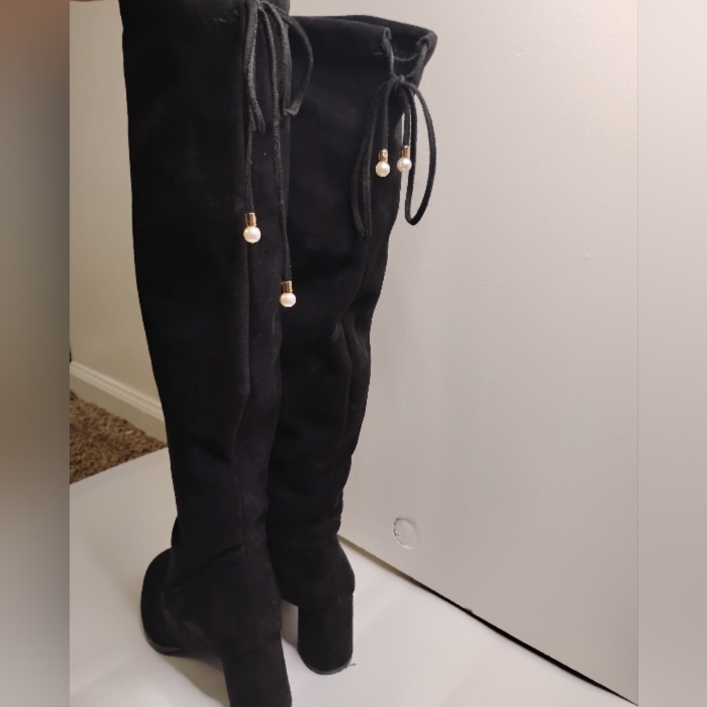 Elegant Black Over-the-Knee Boots- 3in(9cm) - Picture 10 of 13